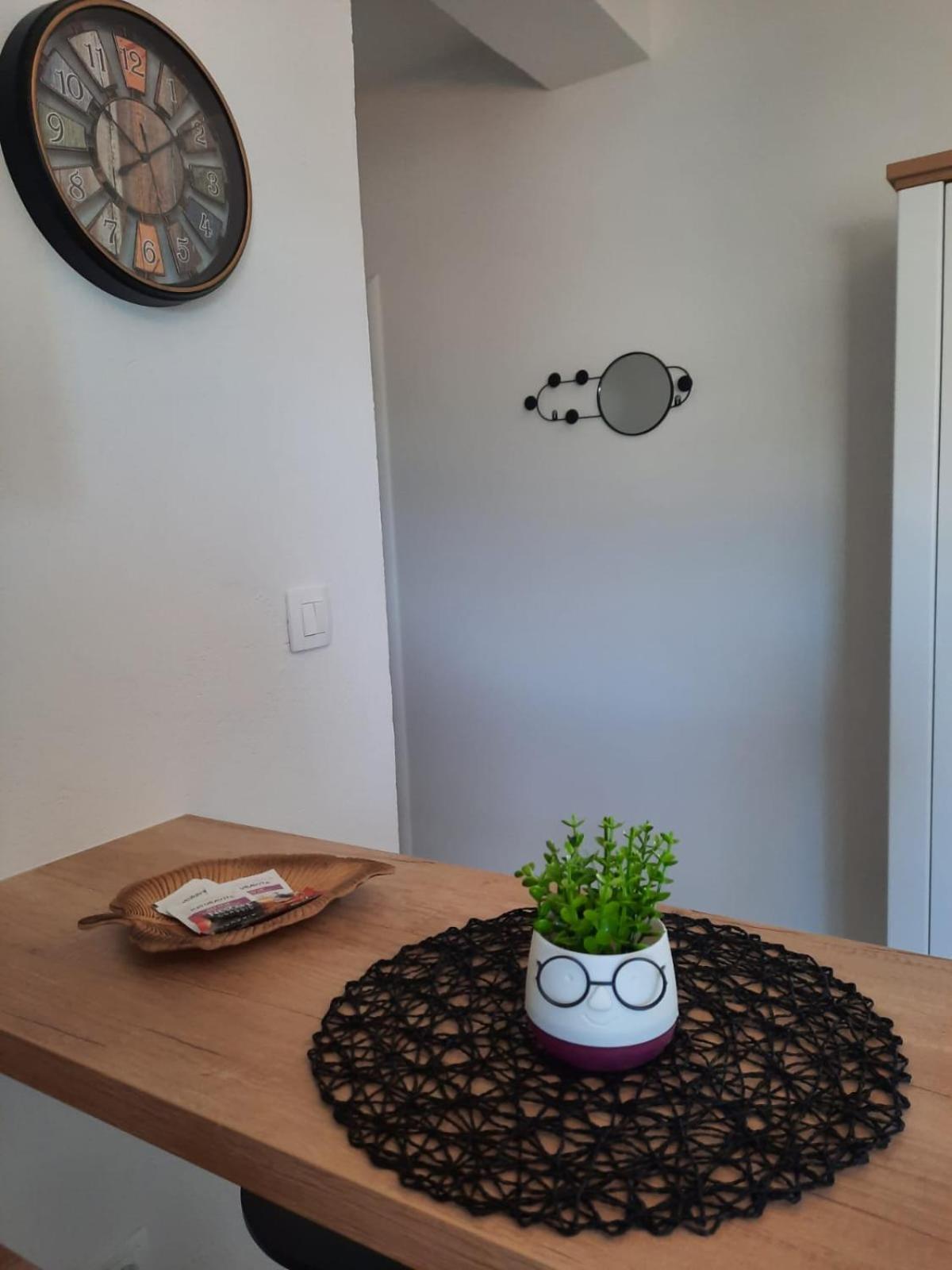 נאום Apartmani Silentium מראה חיצוני תמונה